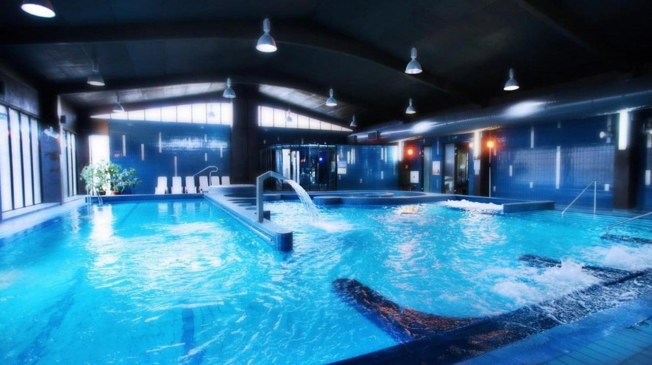 Hotel Termy Palacowe Nałęczów Kültér fotó